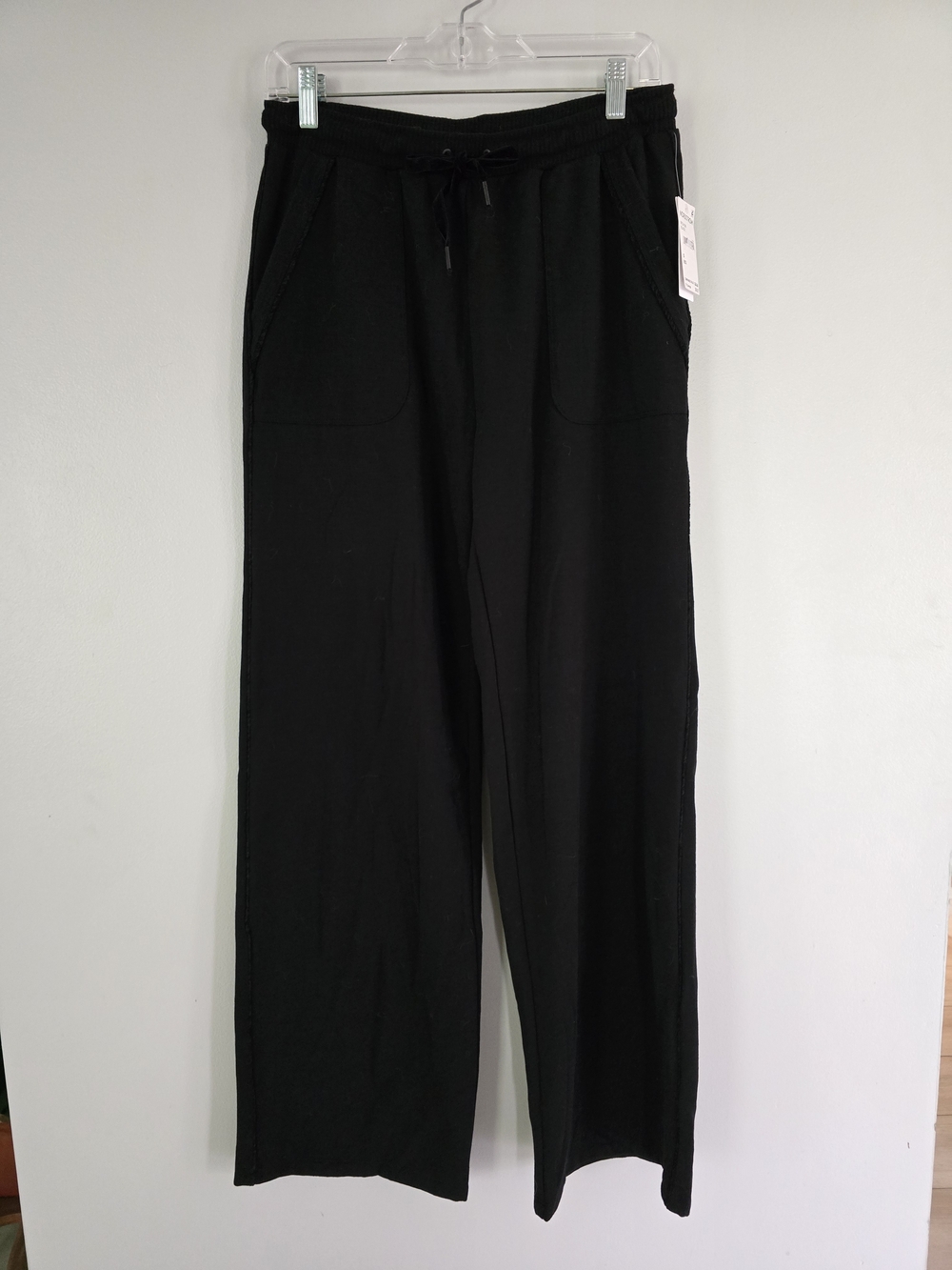 Size Small NWT Splendid Black Wide-Leg Drawstring Pants. On Trend! Comfy